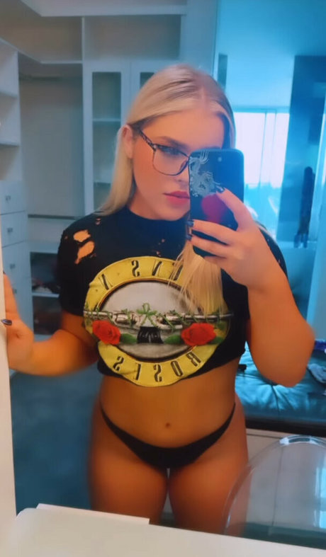 Kiana Daigneault onlyfans leaked pics