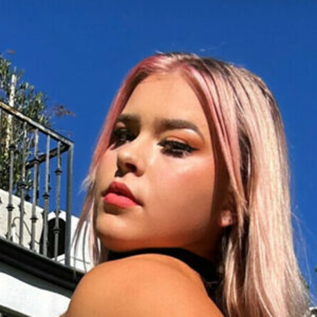 Kiana Daigneault onlyfans de