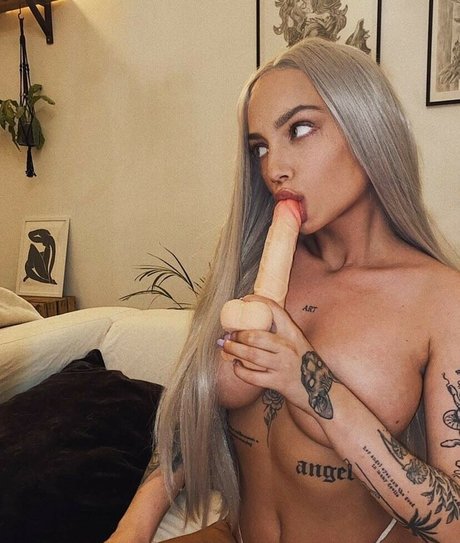 Lenkajzv onlyfans naked leaked