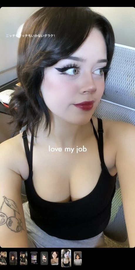 Meadow Edwards feet onlyfans