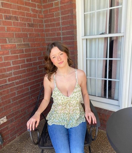 Lillie Goldman onlyfans naked leaks