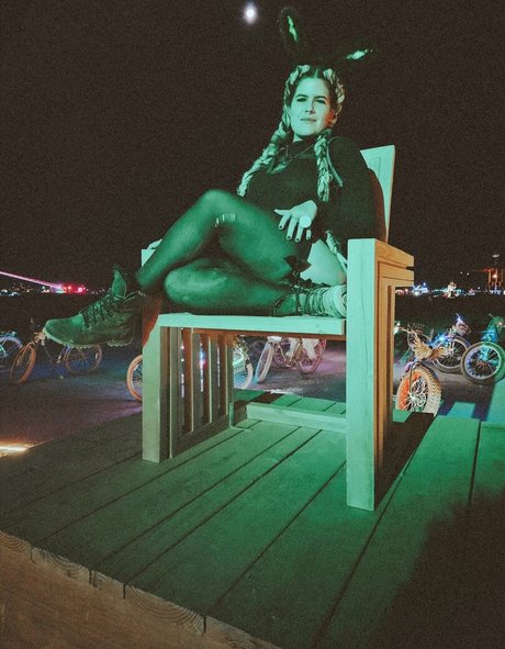 Erica Lindbeck onlyfans leak