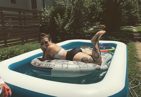 Stepstool Sarah onlyfans porn