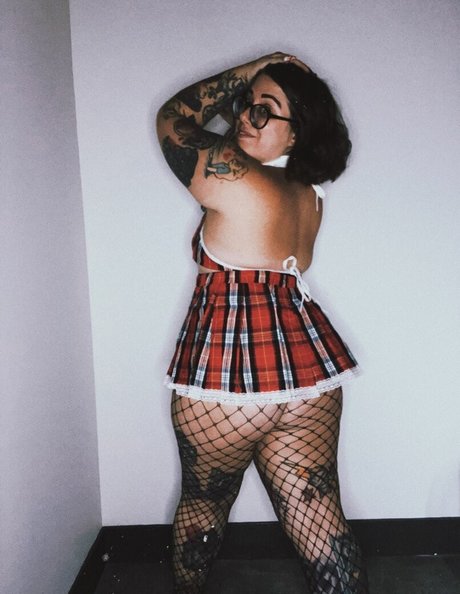 Stepstool Sarah only fans