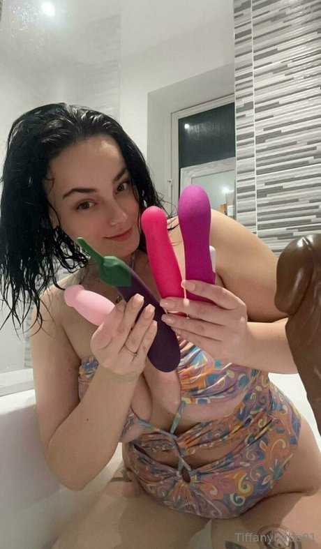 tiffanybabe01 nude onlyfans leaks