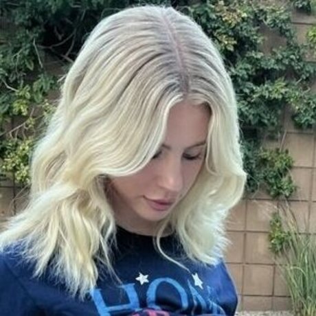 Eden Gross onlyfans lean