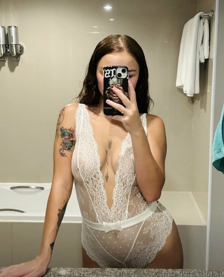 Nikola Biela onlyfans nude pics