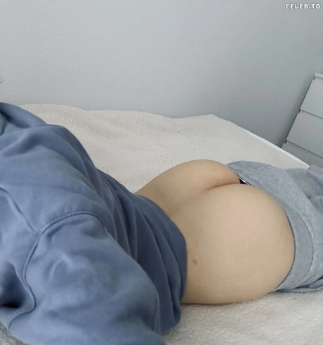 Linneasky onlyfans images