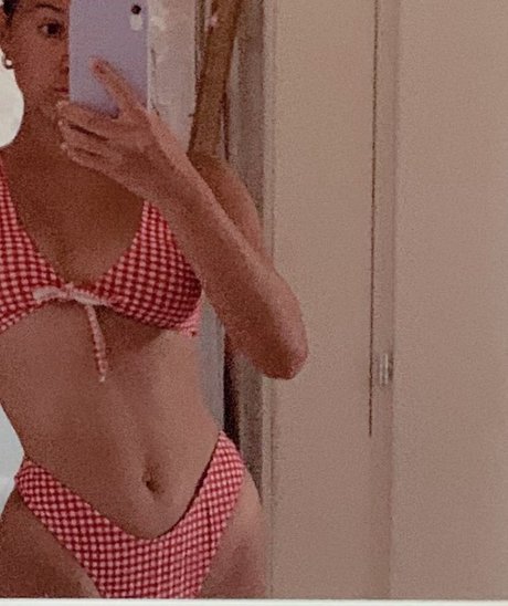 Maelys onlyfans page