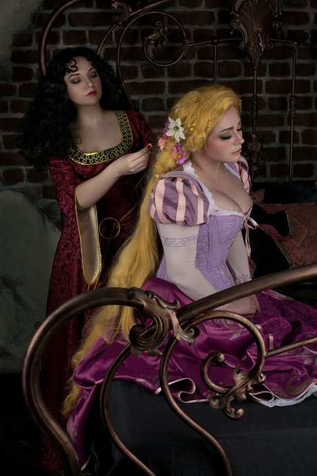 Milena Hime_ onlyfans topless