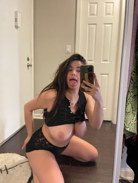 Bella Ridez onlyfans pics nude