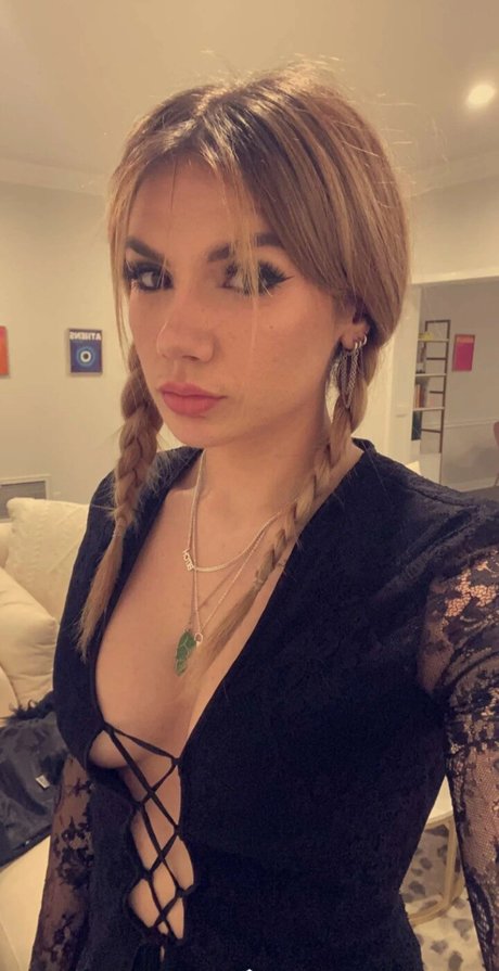 Bailey Rose hot onlyfans