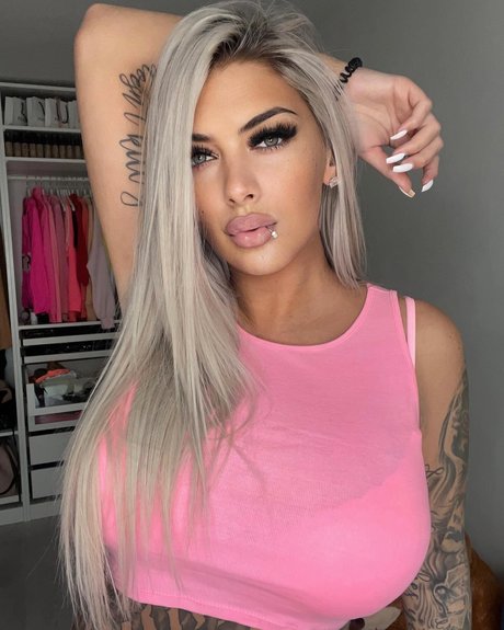 Deminecka_ nude onlyfans