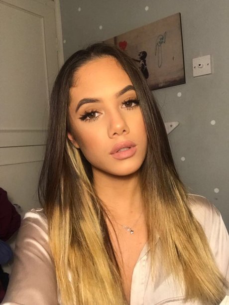 Saoirse Alicia Behzadi_ onlyfans leaked dirtyship