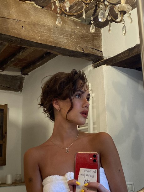 Saoirse Alicia Behzadi_ leaks onlyfans porn