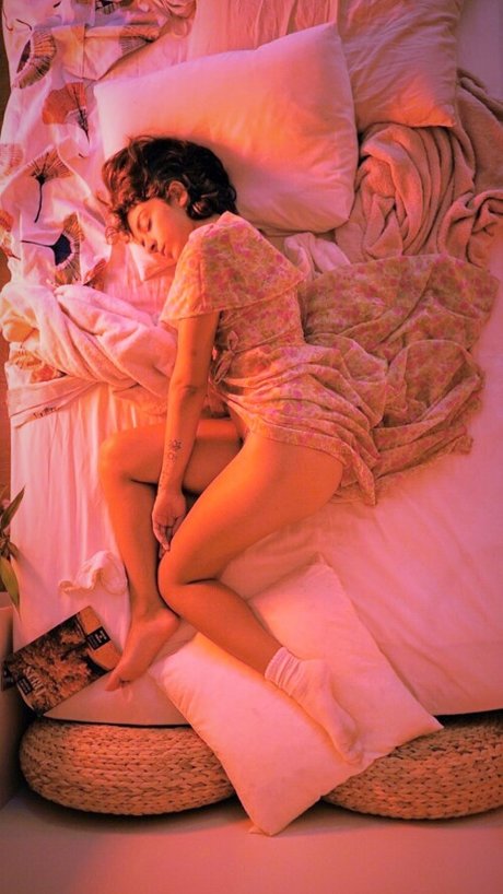 Sayna Soleimanpour strip onlyfans