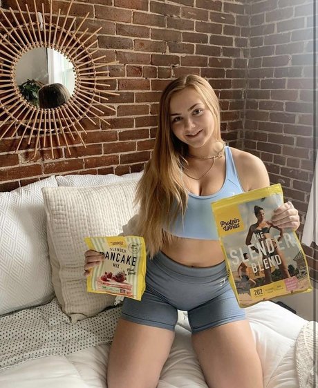 Marina Brooks_ onlyfans nude content