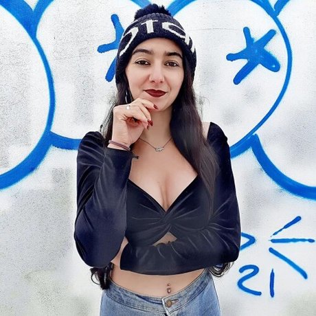 Sofia Morais naked onlyfans pics