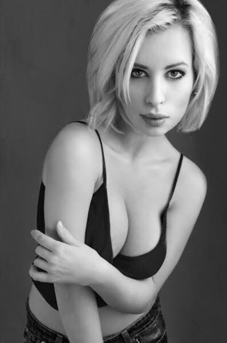 Uli Krown_ sexy onlyfans