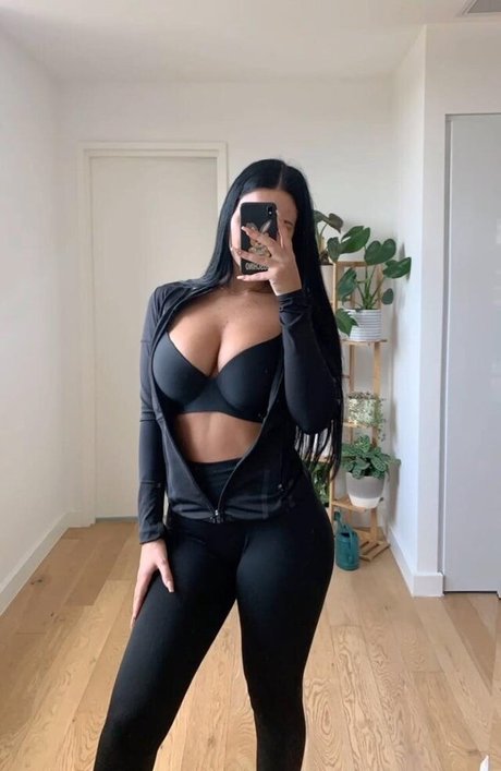 Bonham Miano is on onlyfans