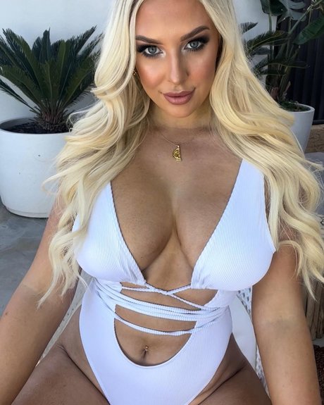 Nina Mae nude onlyfans porn