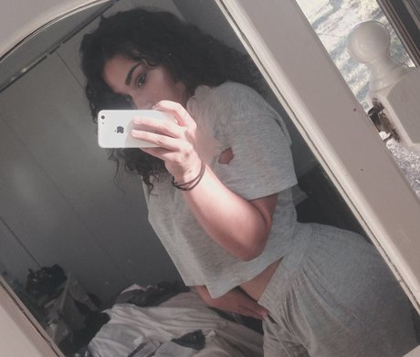 Charlize Tornatola onlyfans explicit content