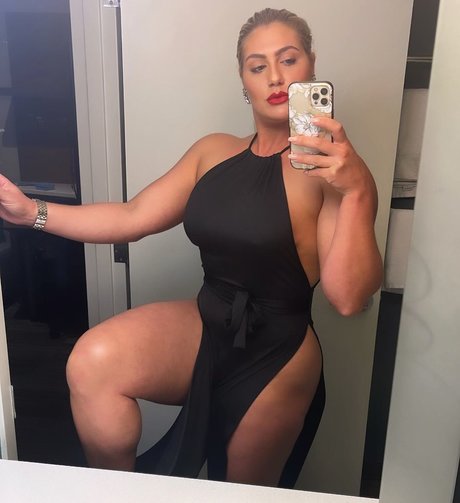 Dr Colette Larsen naked onlyfans leaked