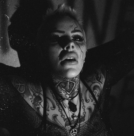 Leoni Baltz_ onlyfans leakes