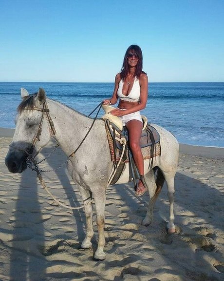 Vanessa Vonn fans only