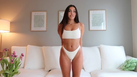 Alina Benun onlyfans exposed