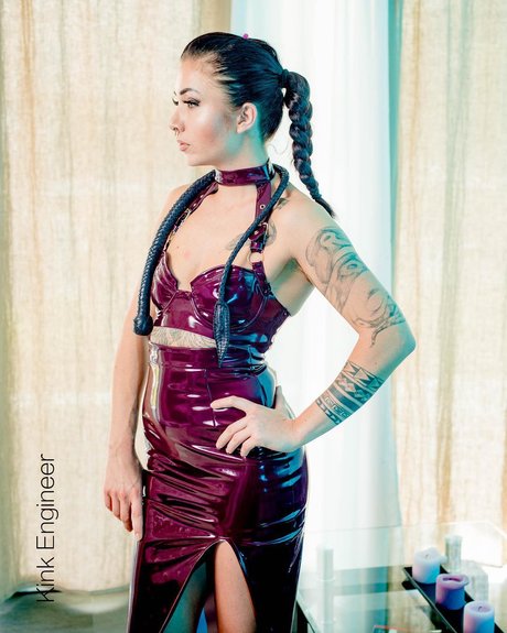 Inkedfleur_ onlyfans model