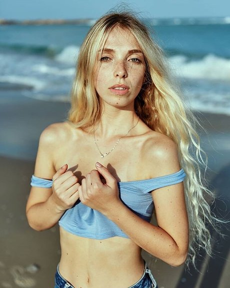 _Anna Bella leaked onlyfans content