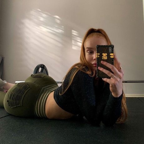 Amber J Smith onlyfans porn leak