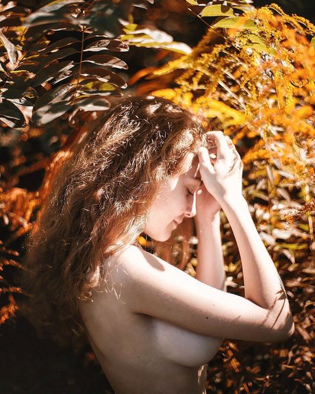 Ave Maria_ onlyfans nudes leak