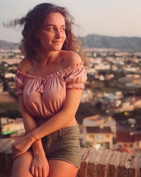 Ave Maria_ onlyfans striptease