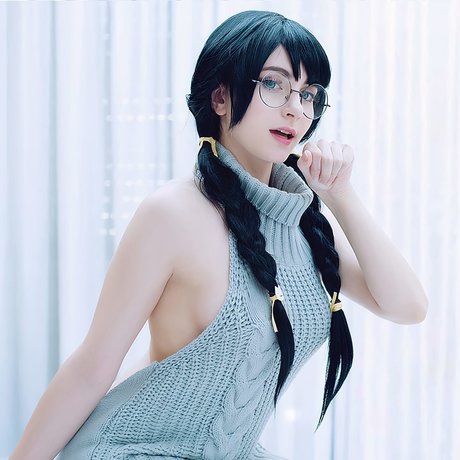 Maki Eraclea onlyfans nude tits