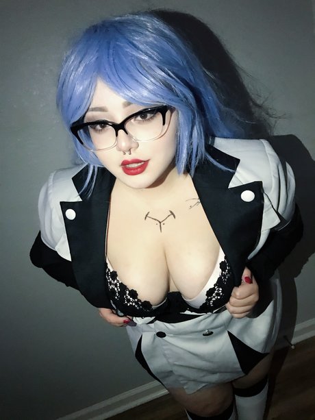 Miss Adrienne Park_ Profile pic