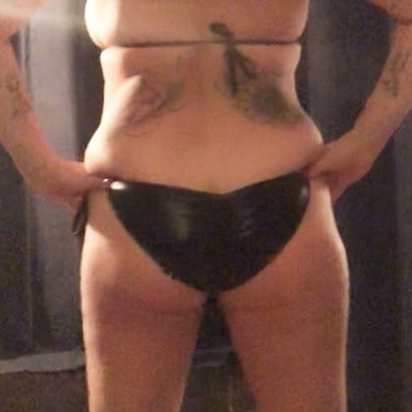 Sandie Lee_ tits onlyfans