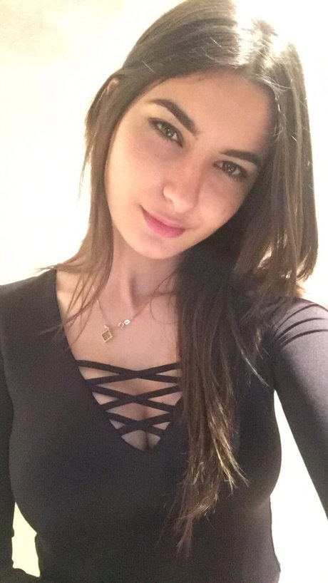 Loser Dyke onlyfans content type