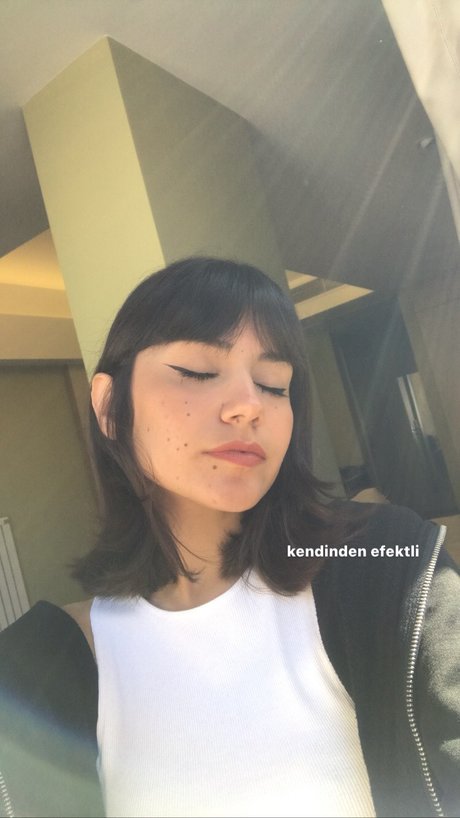 Subaronovv onlyfans strip tease