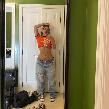 Estelle Xo onlyfans creator