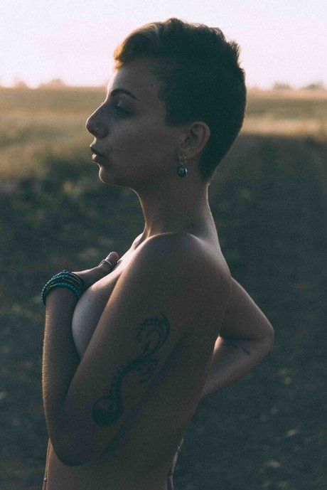 Tohar Frie onlyfans leak free