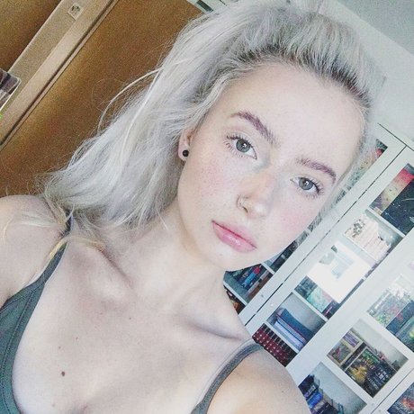 Caelyn Mathews Profile pic