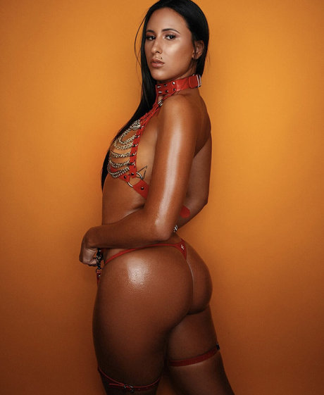 Sabrina Guetshaa onlyfans leaked