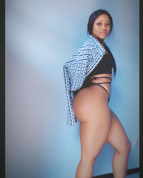 Sharon Gambu boobs onlyfans