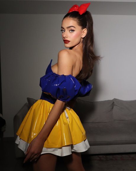 Yael Shelbia nude onlyfans