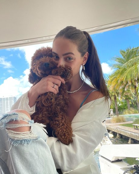 Yael Shelbia onlyfans leakes