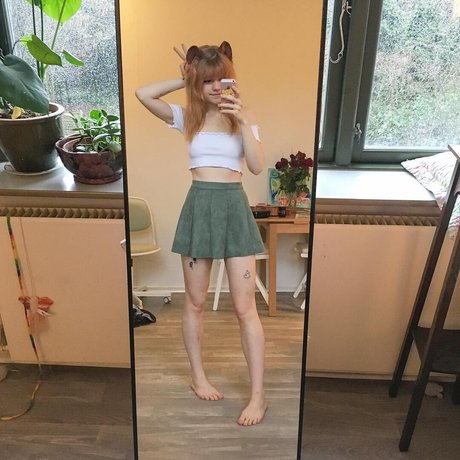 Lilsolle Chickpii only fans nude leaks