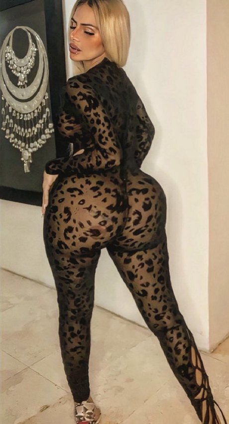 Deliza Rodriguez onlyfans ass