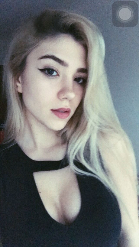 _Kardelen Oeztas leaked onlyfans